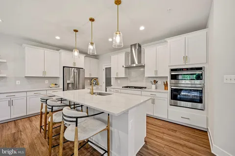 $949,900 | 4874 Avoca Avenue, Ellicott City, MD 21043