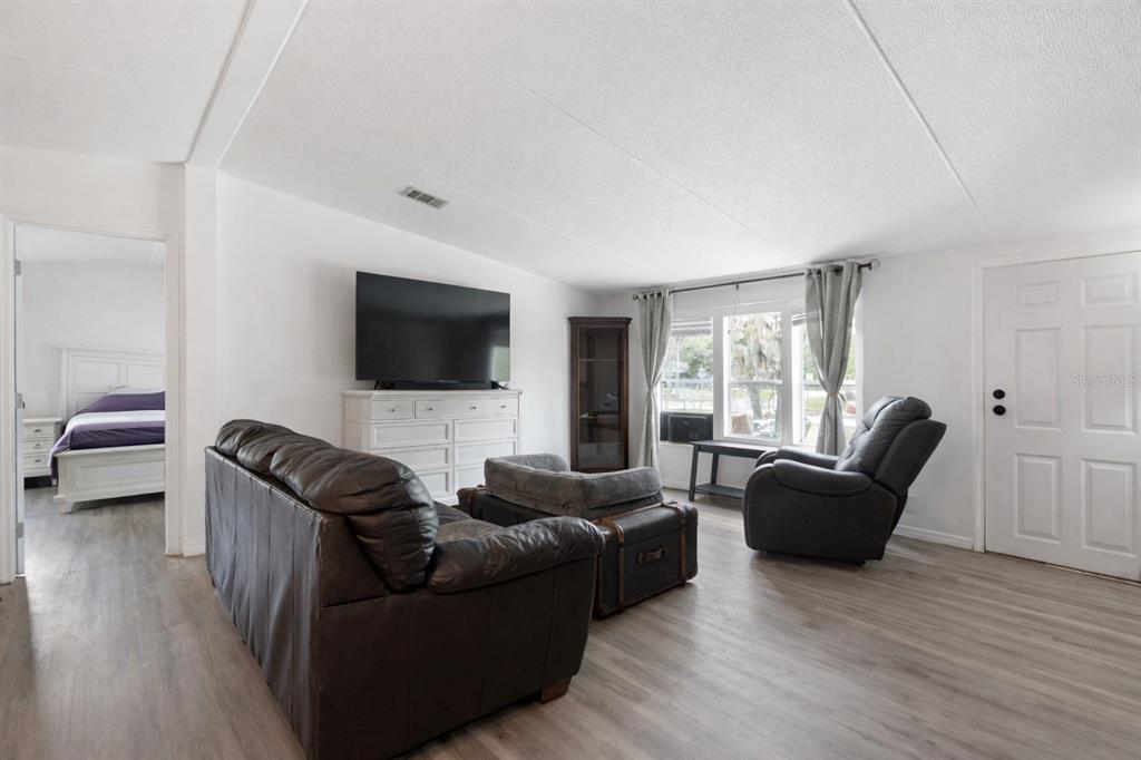 12506 Hicks Road Hudson, FL 34669 - Photo 3 of 39