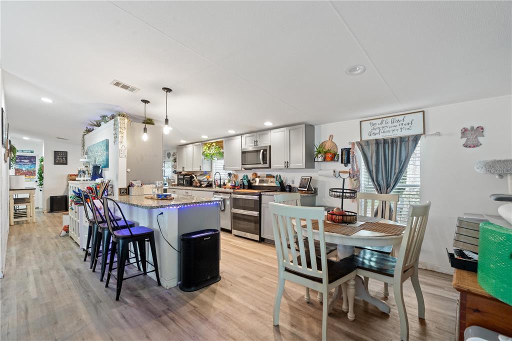 12506 Hicks Road Hudson, FL 34669 - Photo 5 of 39