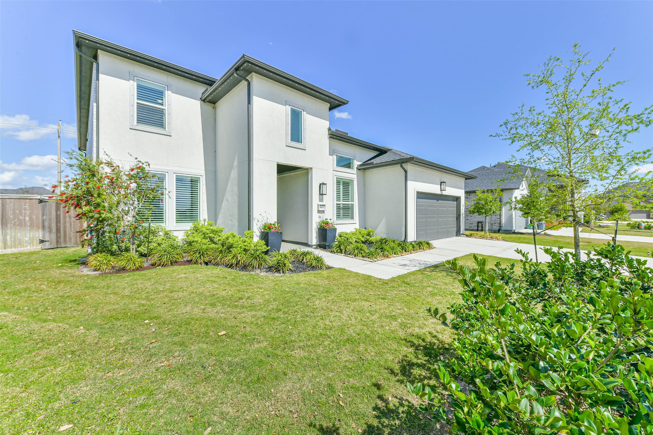 1612 Dayton Rdg Circle Friendswood, TX 77546 - Photo 6 of 50