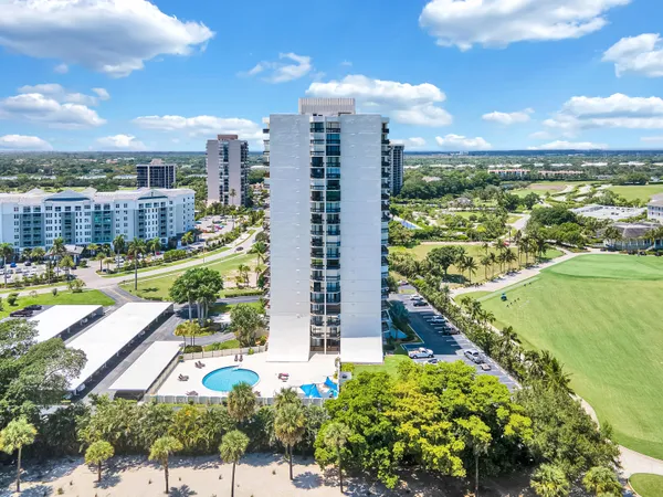 $3,500 | 2000 Presidential Way, Unit 1006, West Palm Beach, FL 33401