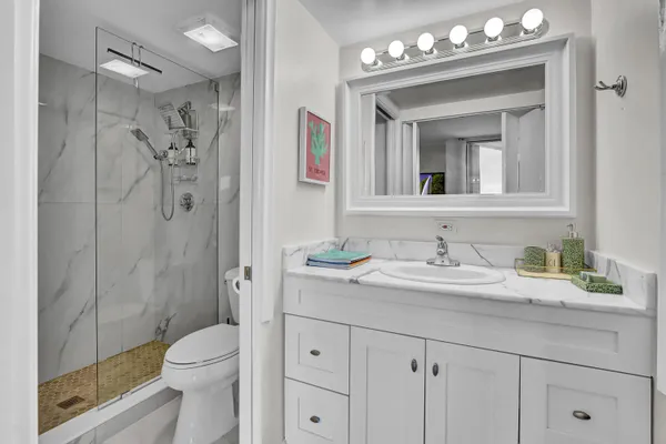 $3,500 | 2000 Presidential Way, Unit 1006, West Palm Beach, FL 33401