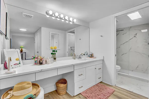 $3,500 | 2000 Presidential Way, Unit 1006, West Palm Beach, FL 33401