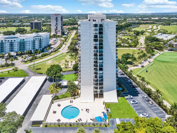 $3,500 | 2000 Presidential Way, Unit 1006, West Palm Beach, FL 33401