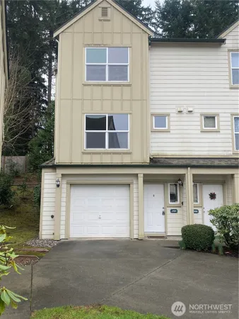 $479,950 | 1600 121st Street Southeast, Unit J101, Everett, WA 98208