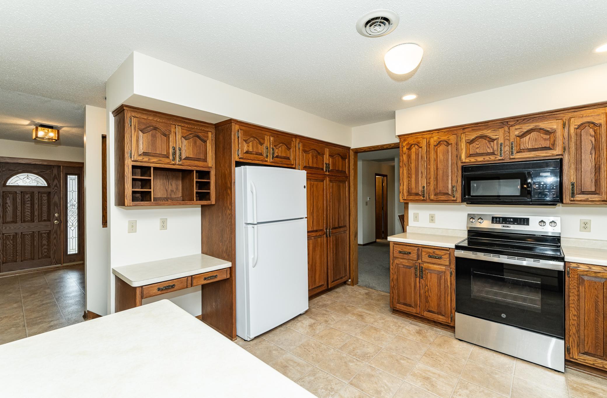 4400 Manorview Drive Northwest Rochester, MN 55901 - Photo 13 of 37