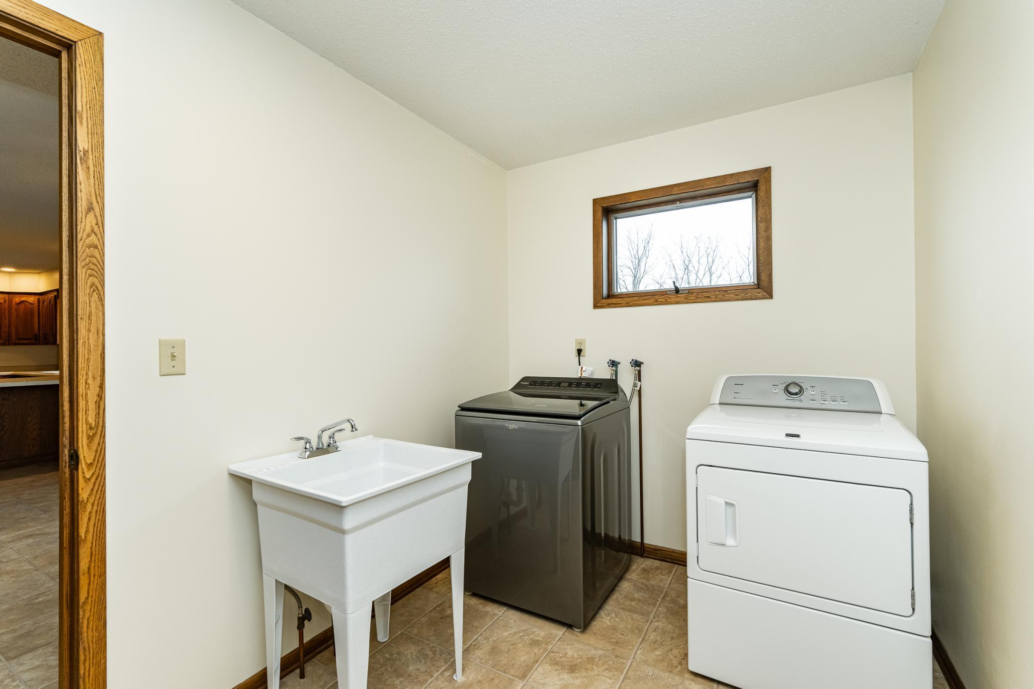 4400 Manorview Drive Northwest Rochester, MN 55901 - Photo 17 of 37