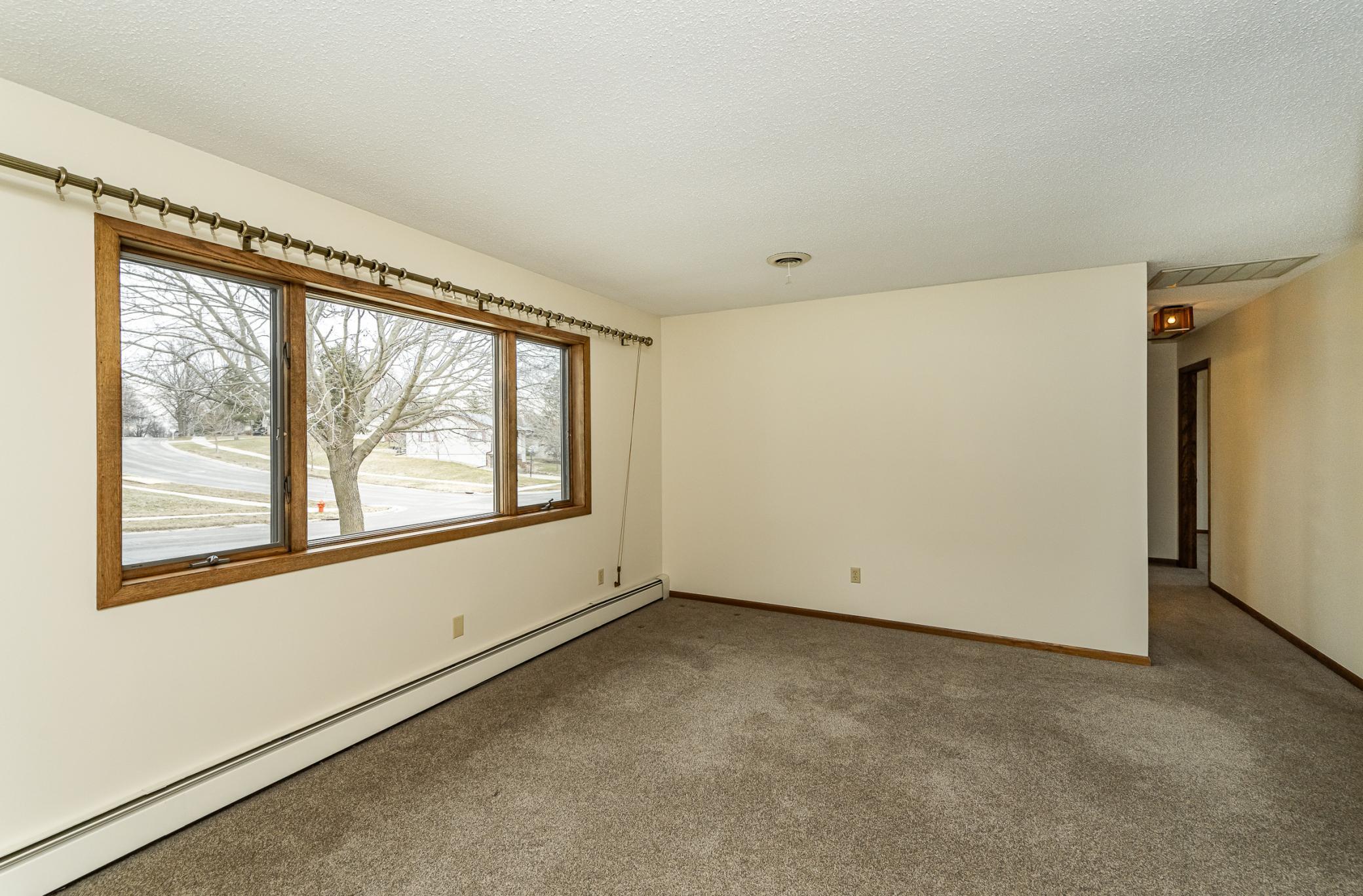 4400 Manorview Drive Northwest Rochester, MN 55901 - Photo 7 of 37