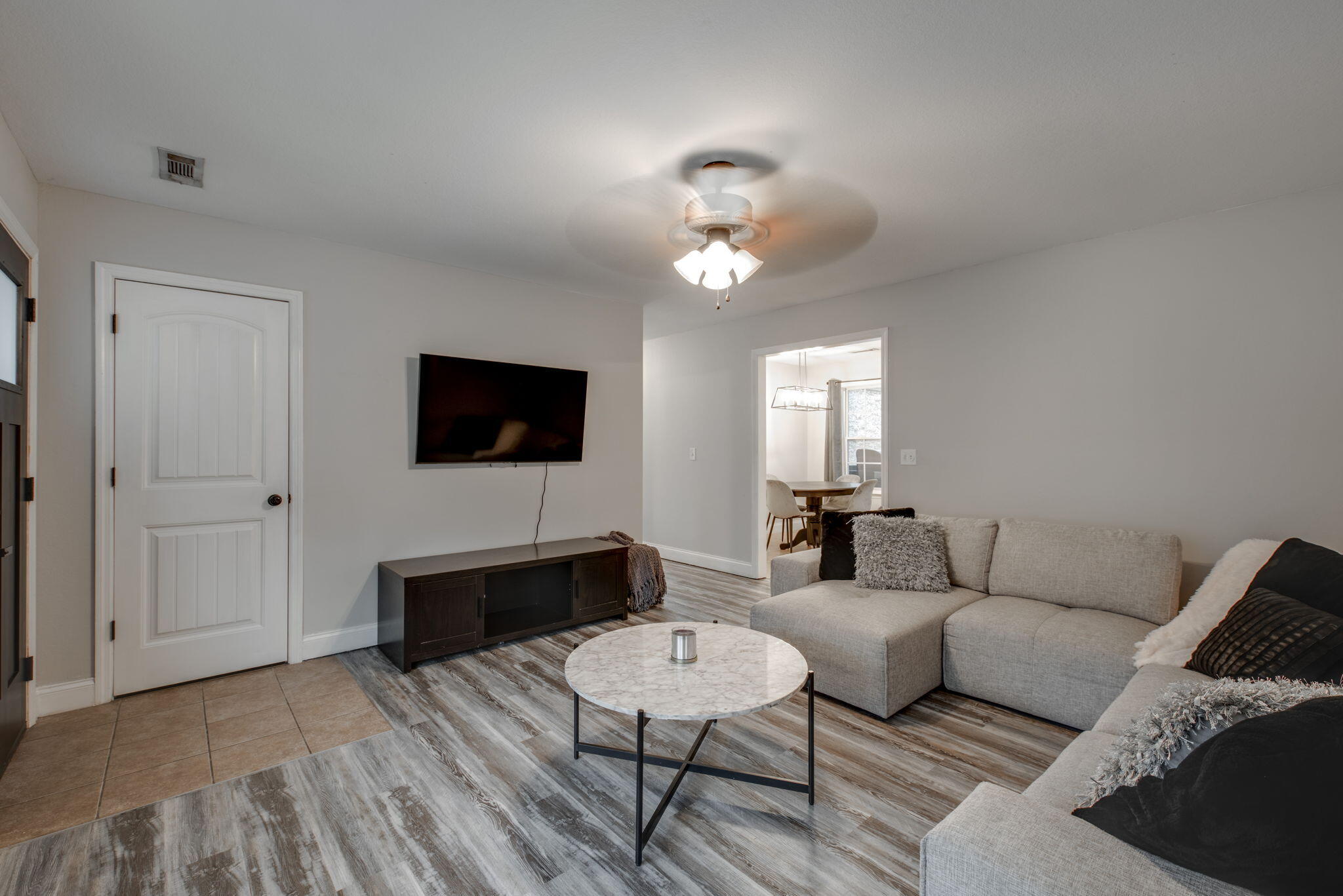 43 Holcomb Road Ringgold, GA 30736 - Photo 5 of 27 21-web-or-mls-DSC_2072