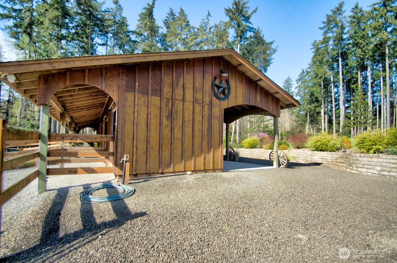 7436 Gallagher Cove Road Northwest Olympia, WA 98502 - Photo 7 of 40