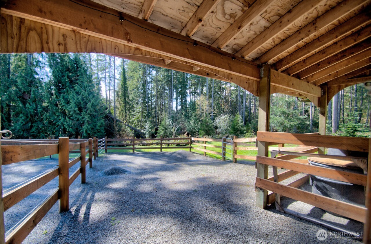 7436 Gallagher Cove Road Northwest Olympia, WA 98502 - Photo 8 of 40