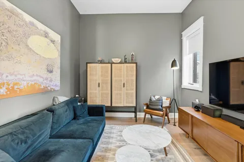 $3,499,999 | 1936 North Wilmot Avenue, Chicago, IL 60647