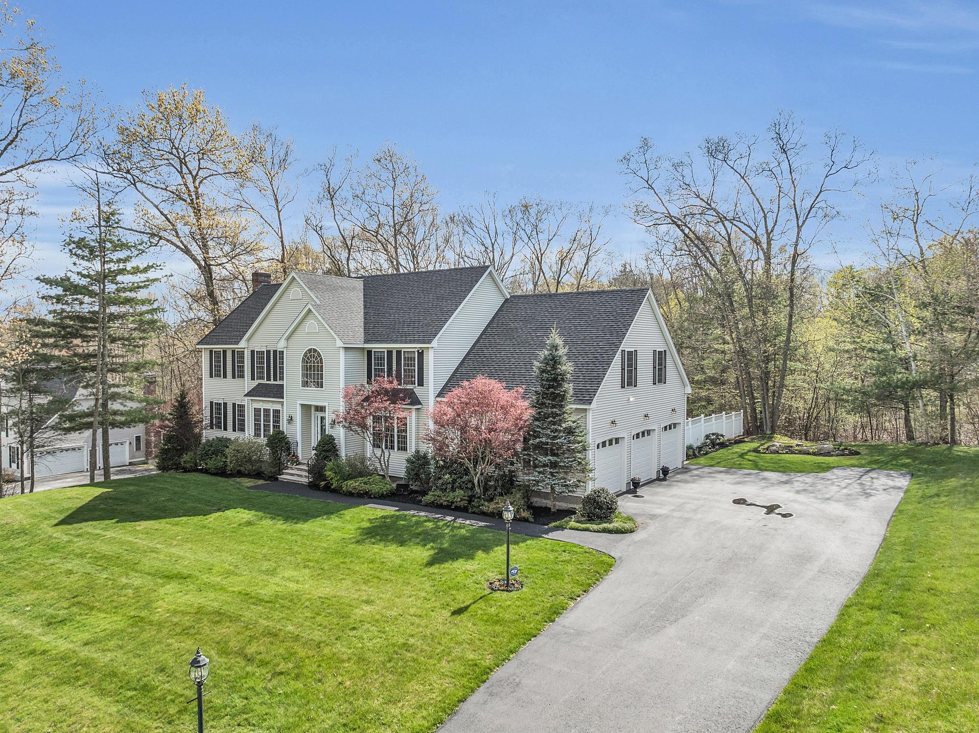 10 Appleton Road Windham, NH 03087 - Photo 2 of 37