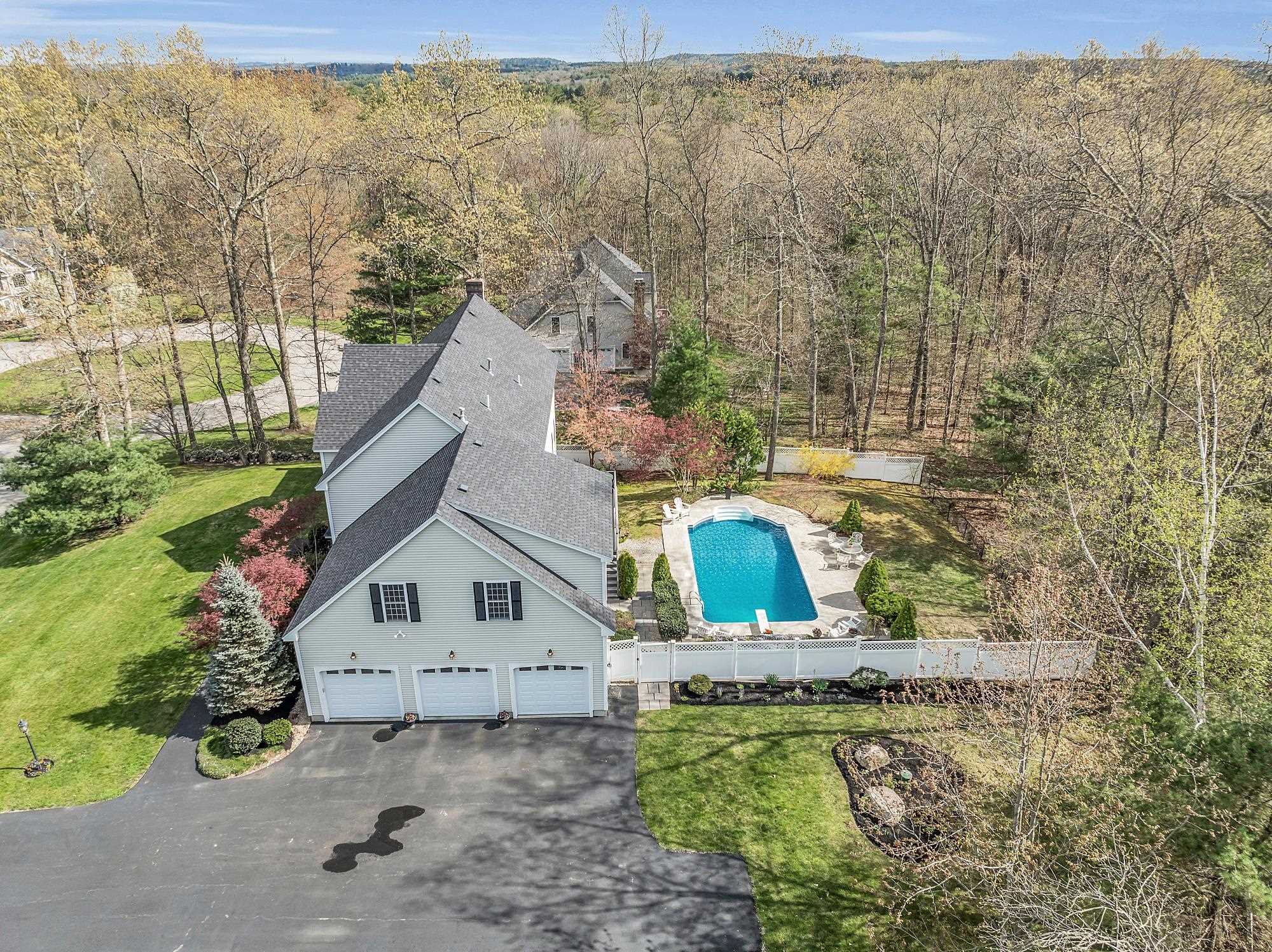 10 Appleton Road Windham, NH 03087 - Photo 29 of 37