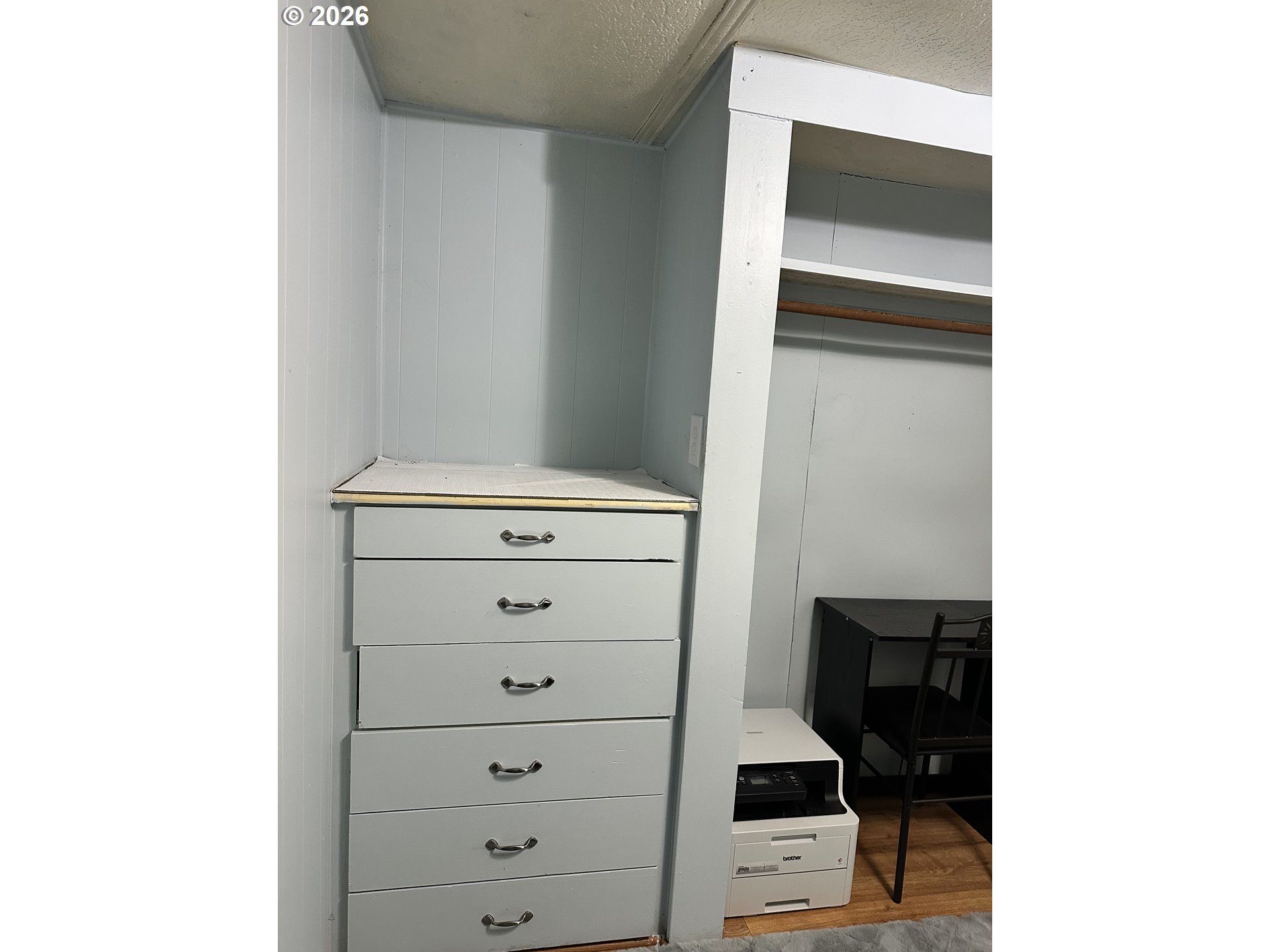37635 Row River Road, Unit 7 Dorena, OR 97434 - Photo 22 of 27 a view of dresser