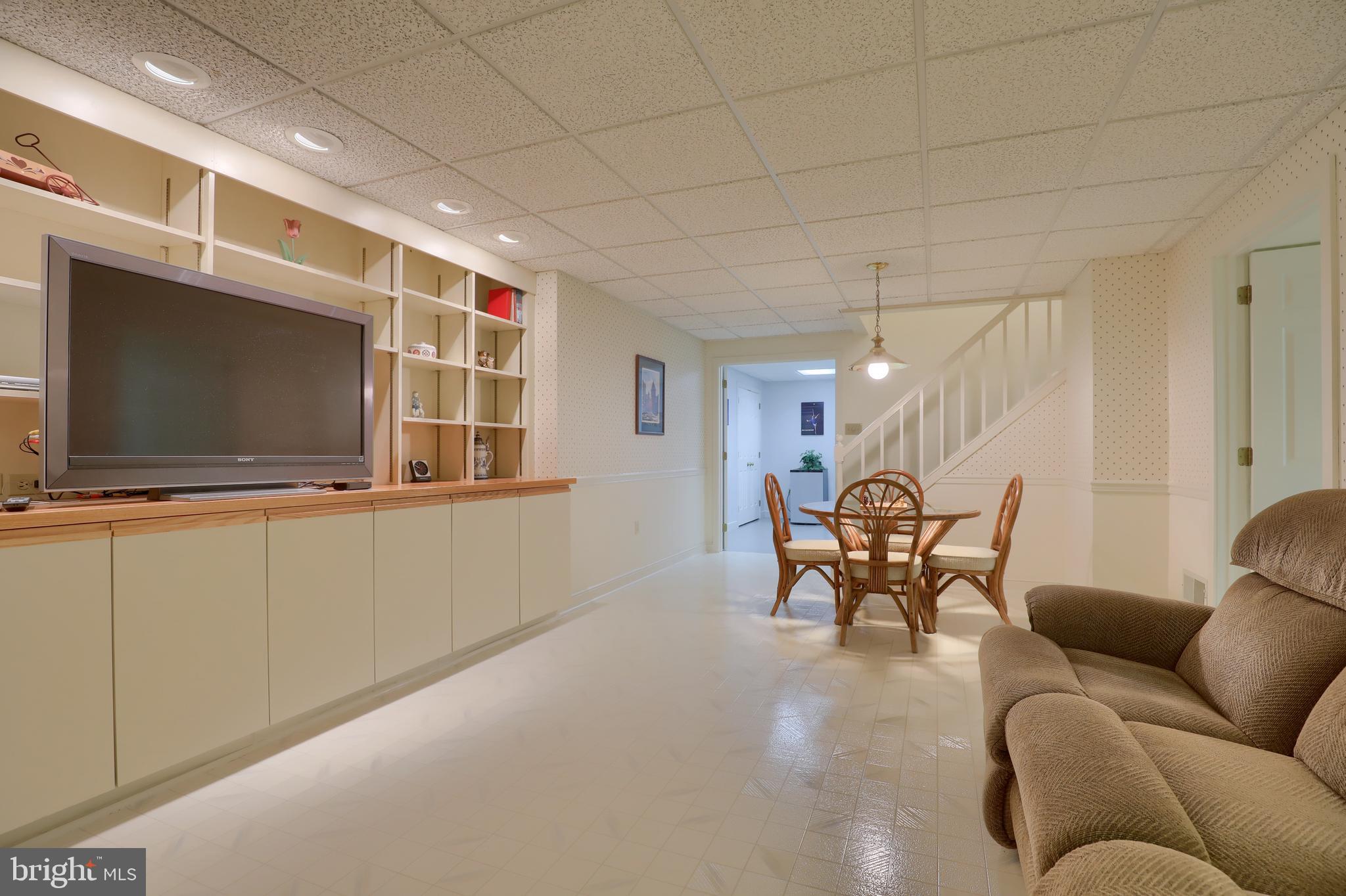 1107 Little Brook Road Lancaster, PA 17603 - Photo 51 of 101 Gallery Image 51