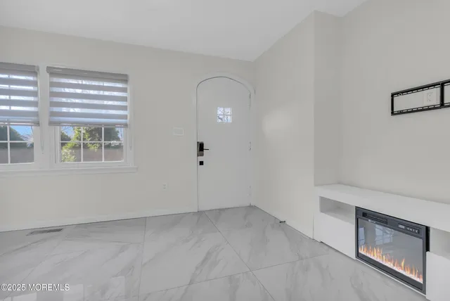 $2,400 | 1001 Norwood Avenue, Unit 7, Long Branch, NJ 07740