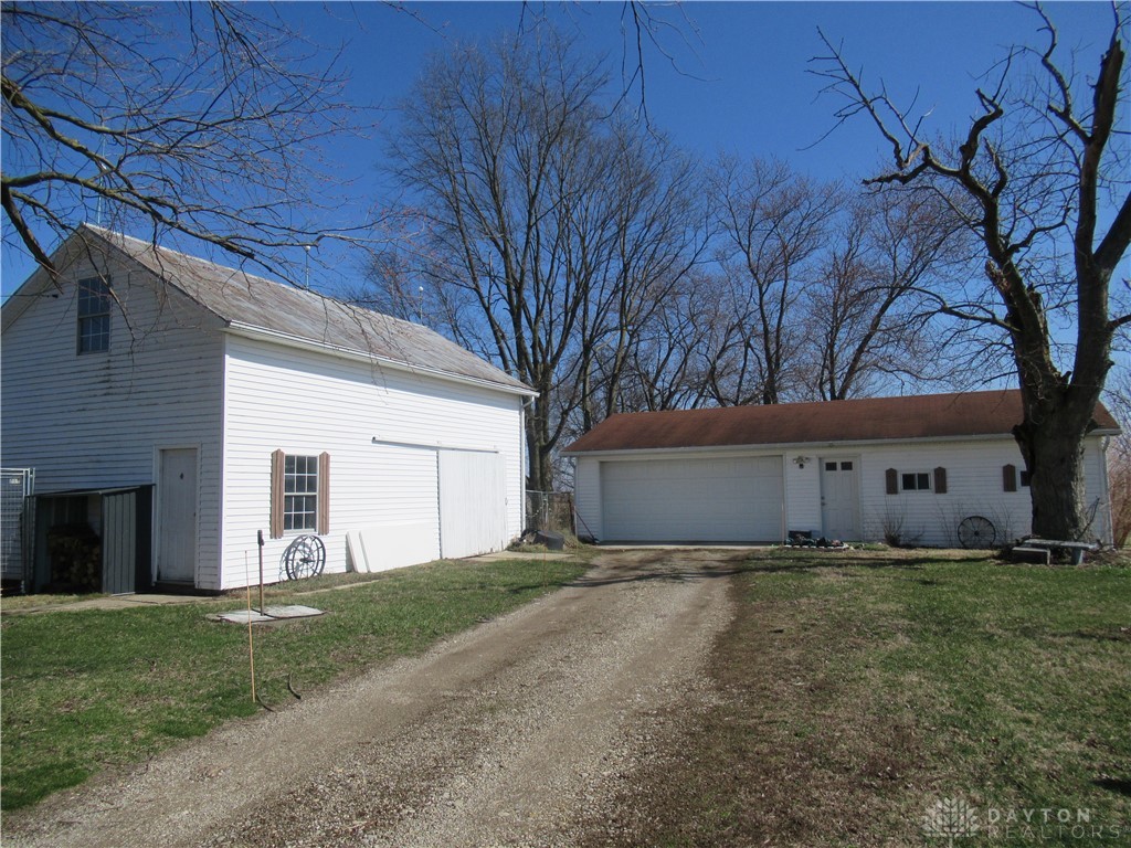 1895 Stephens Road New Madison, OH 45346 - Photo 5 of 43 Gallery Image 5