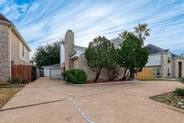 $399,786 | 3127 Ashfield Drive, Houston, TX 77082