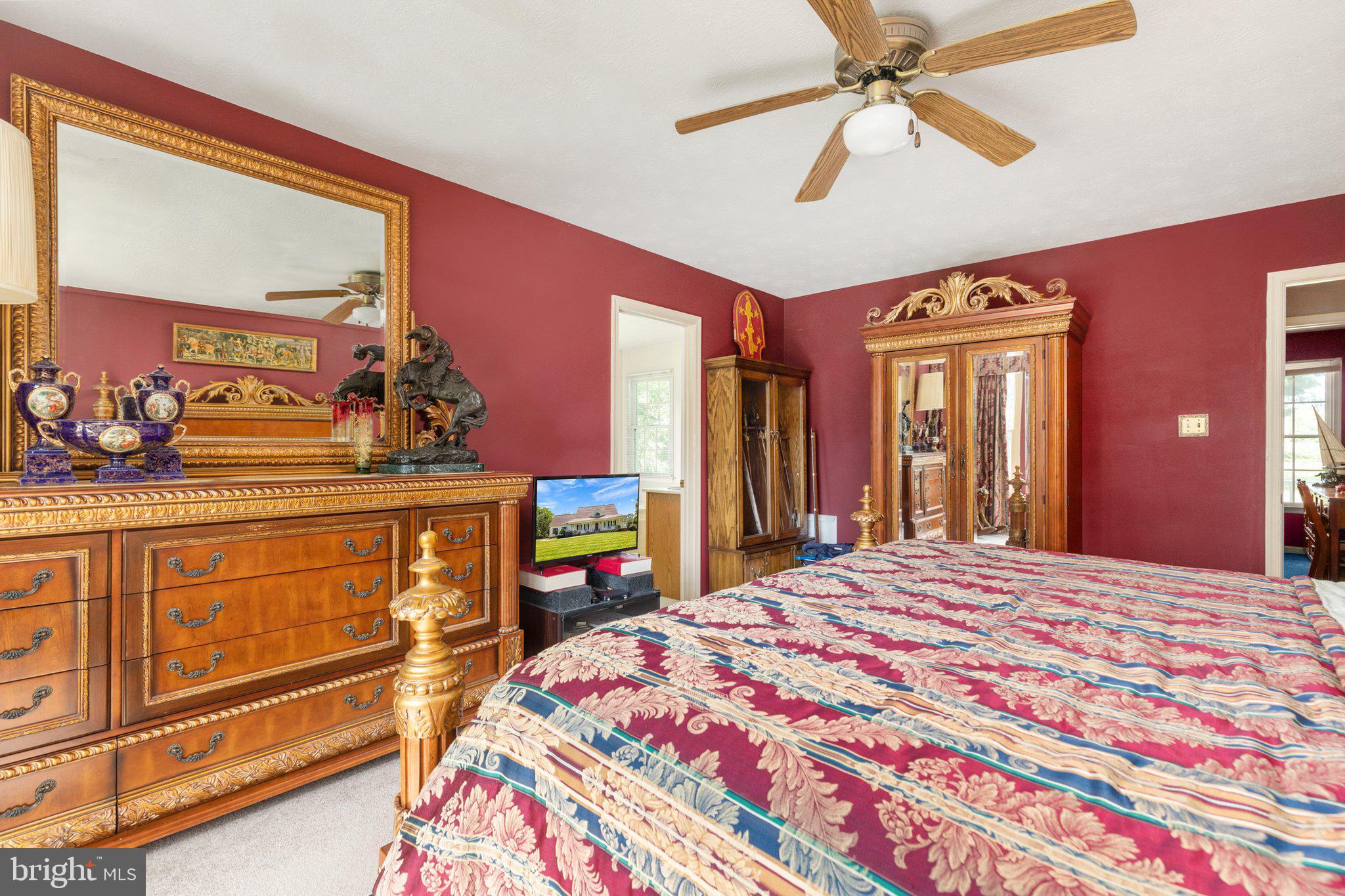 409 Stickley Loop Strasburg, VA 22657 - Photo 16 of 43 Primary suite