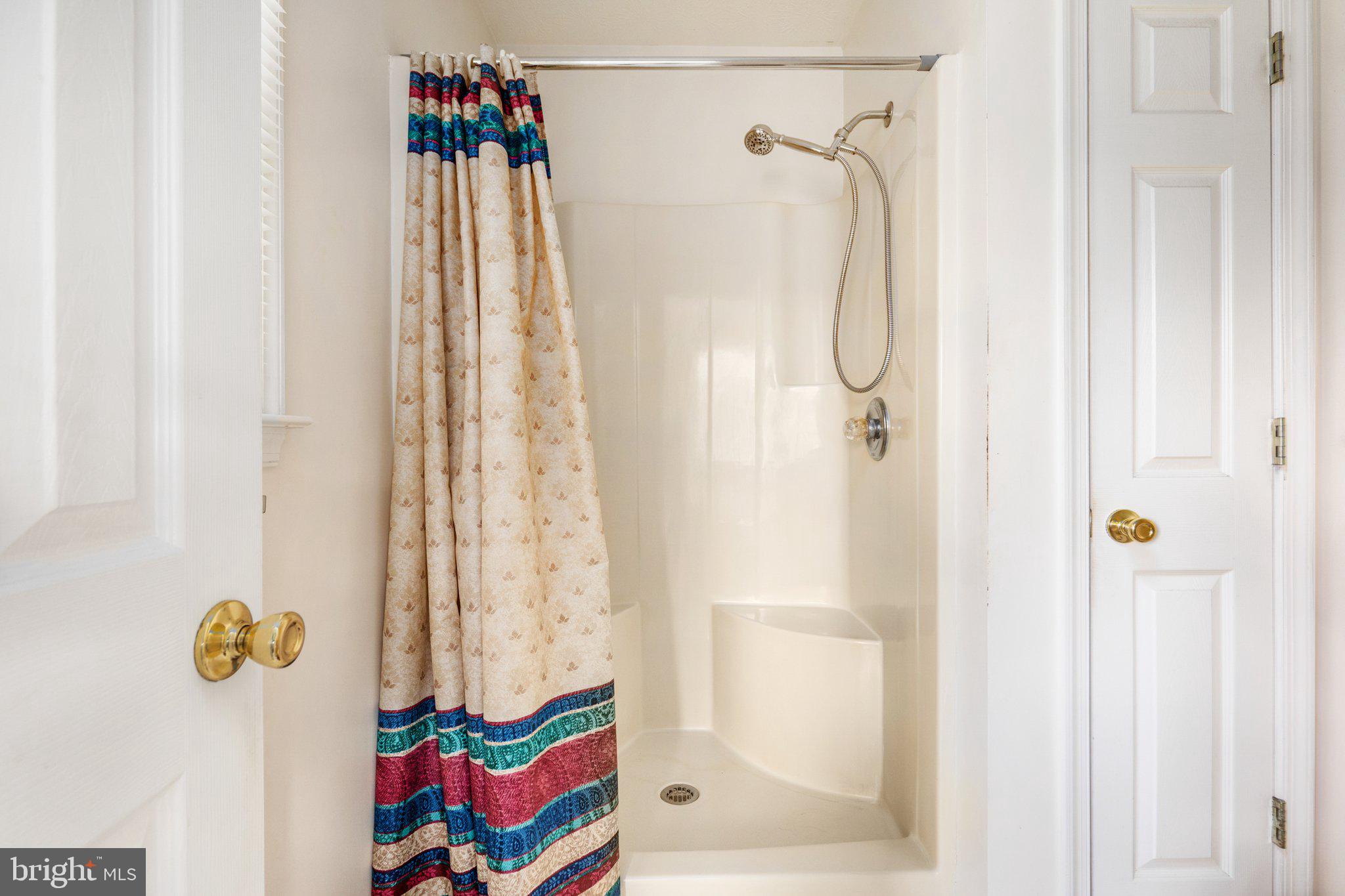 409 Stickley Loop Strasburg, VA 22657 - Photo 18 of 43 Primary bathroom