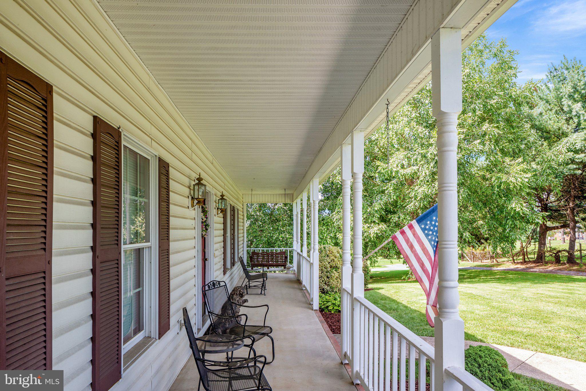 409 Stickley Loop Strasburg, VA 22657 - Photo 5 of 43 Front porch