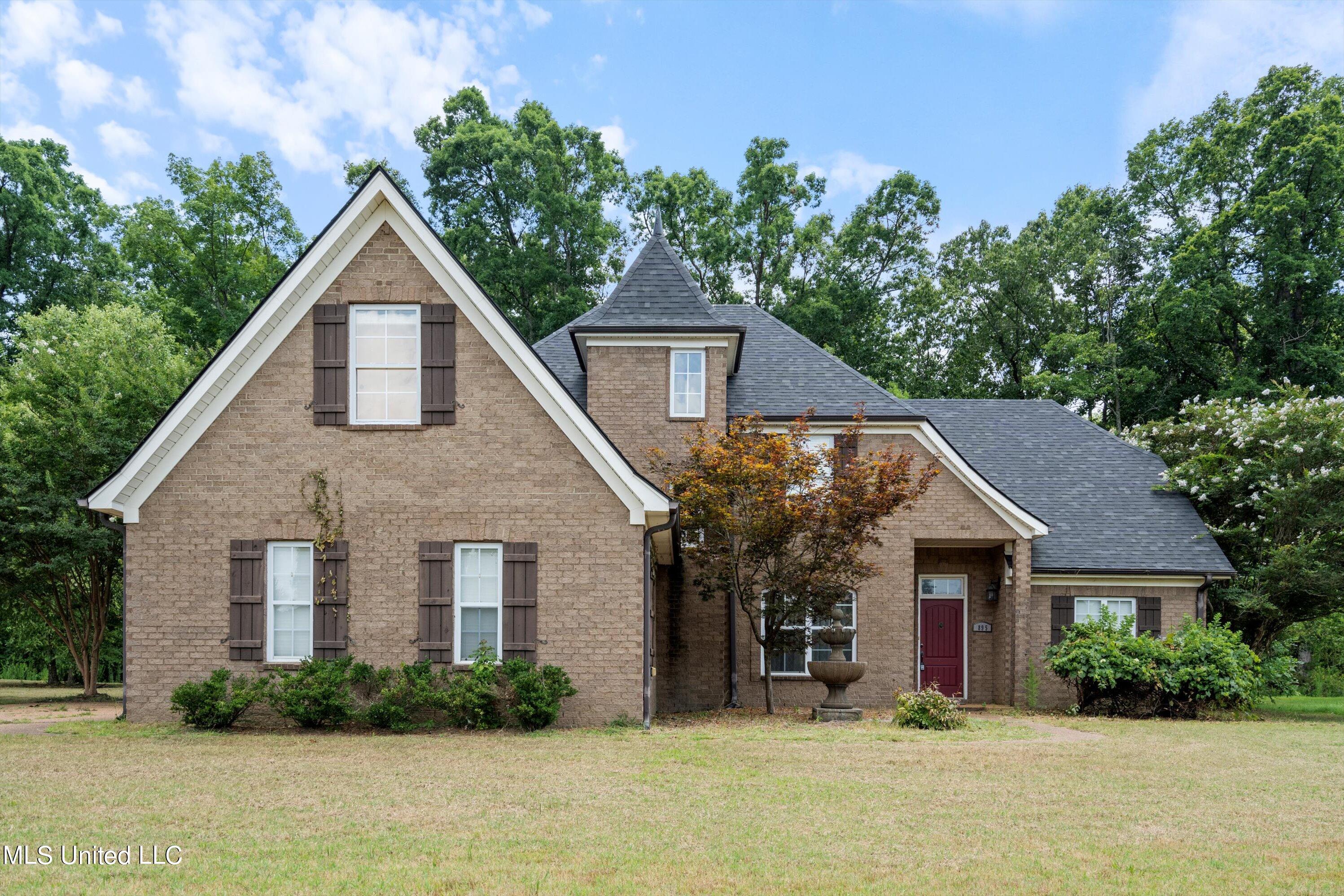 895 Rodeo Way Nesbit, MS 38651 - Photo 1 of 30 01-Front Elevation