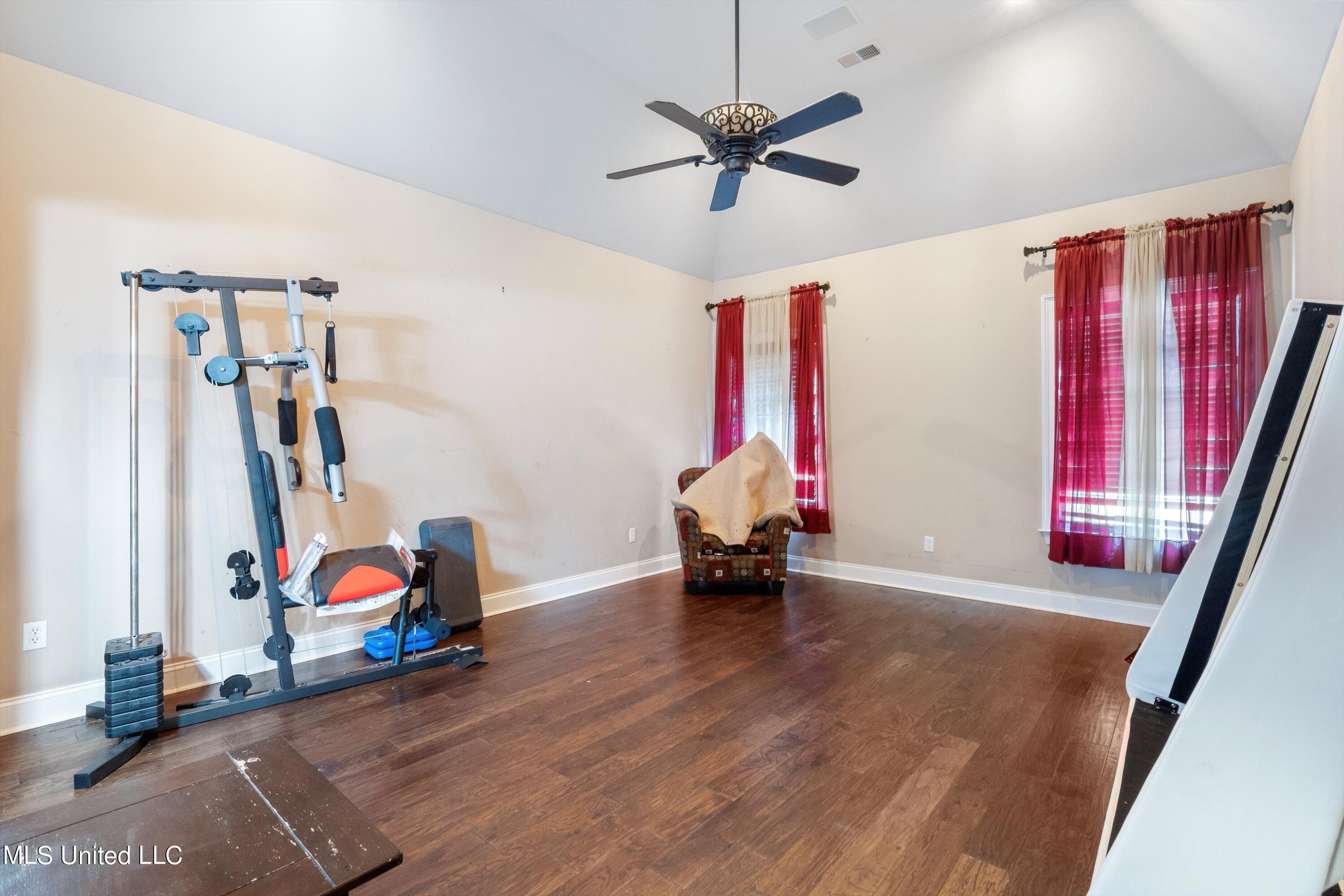 895 Rodeo Way Nesbit, MS 38651 - Photo 16 of 30 16-Primary Bedroom
