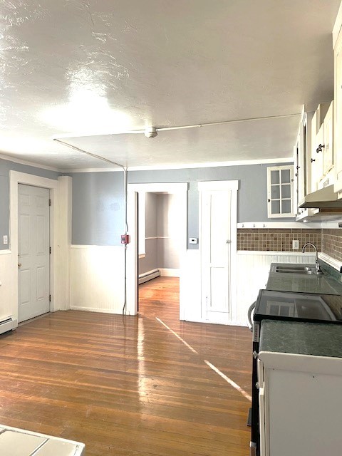 346 Carrington Avenue Woonsocket, RI 02895 - Photo 8 of 28