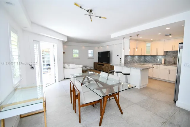 $4,300 | 2918 Bird Avenue, Unit 5, Miami, FL 33133