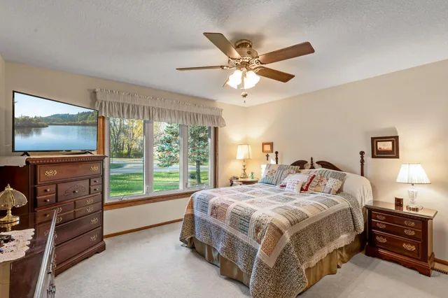 $412,500 | 9727 223rd Street North, Forest Lake, MN 55025