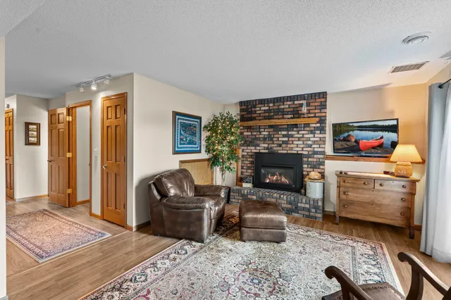 $412,500 | 9727 223rd Street North, Forest Lake, MN 55025