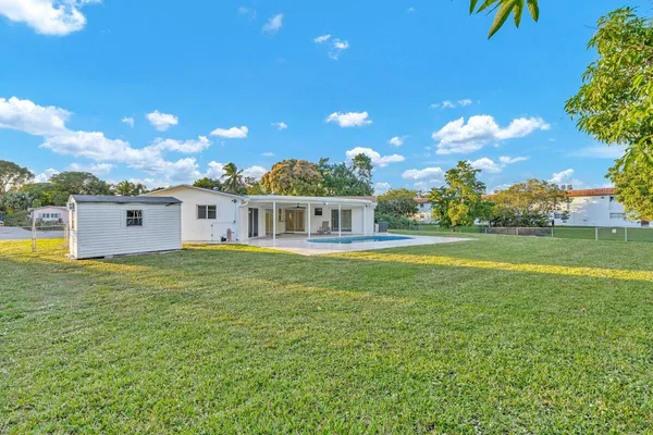 $3,950 | 290 Northwest 65th Avenue, Margate, FL 33063