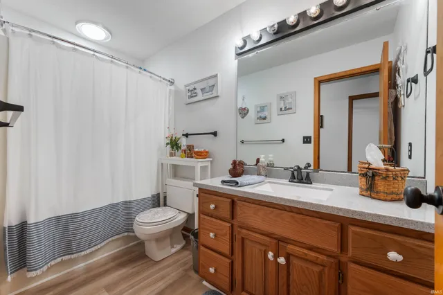 $249,900 | 3404 West Twickingham Drive, Muncie, IN 47304