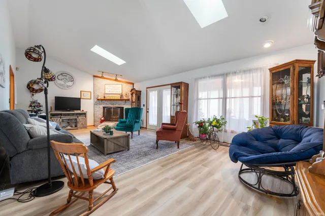 $249,900 | 3404 West Twickingham Drive, Muncie, IN 47304