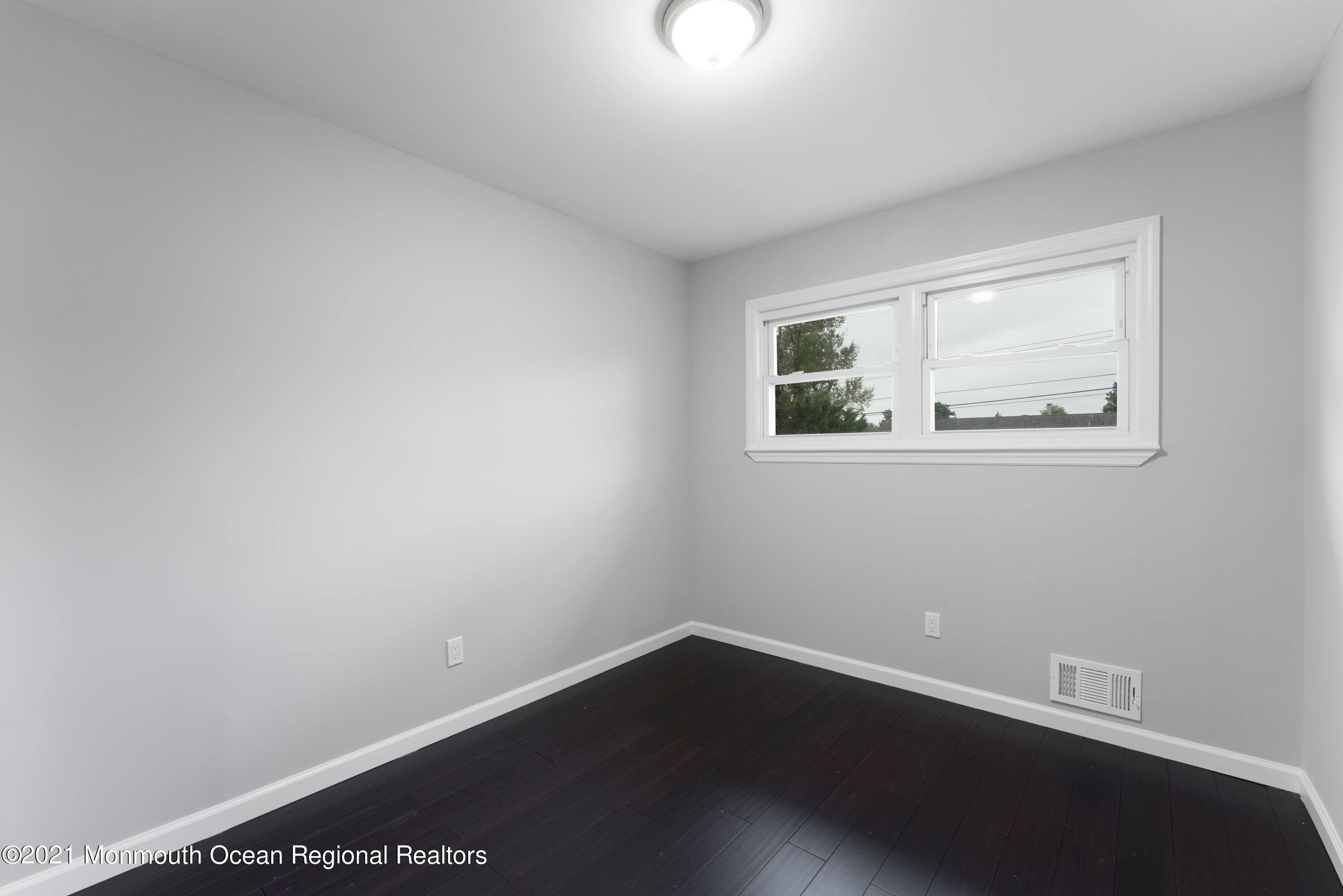 20 Annapolis Road Toms River, NJ 08757 - Photo 11 of 13 RLS-14
