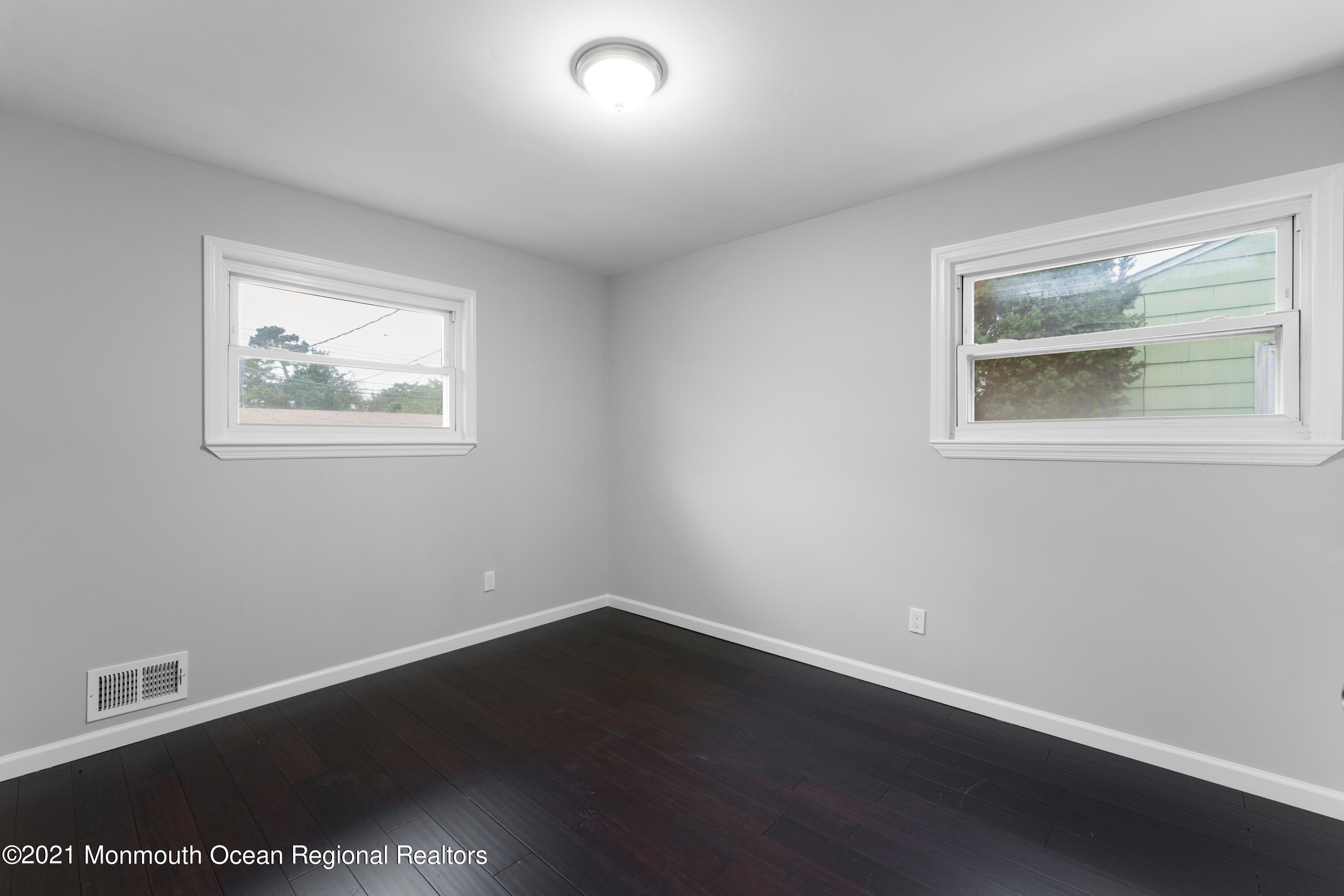20 Annapolis Road Toms River, NJ 08757 - Photo 10 of 13 RLS-13