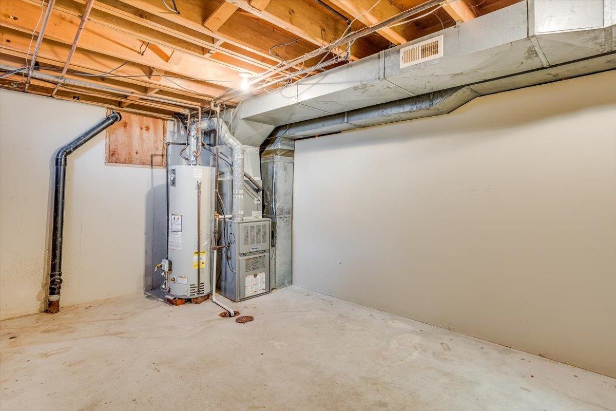 1926 Siefkin Street Wichita, KS 67208 - Photo 30 of 36