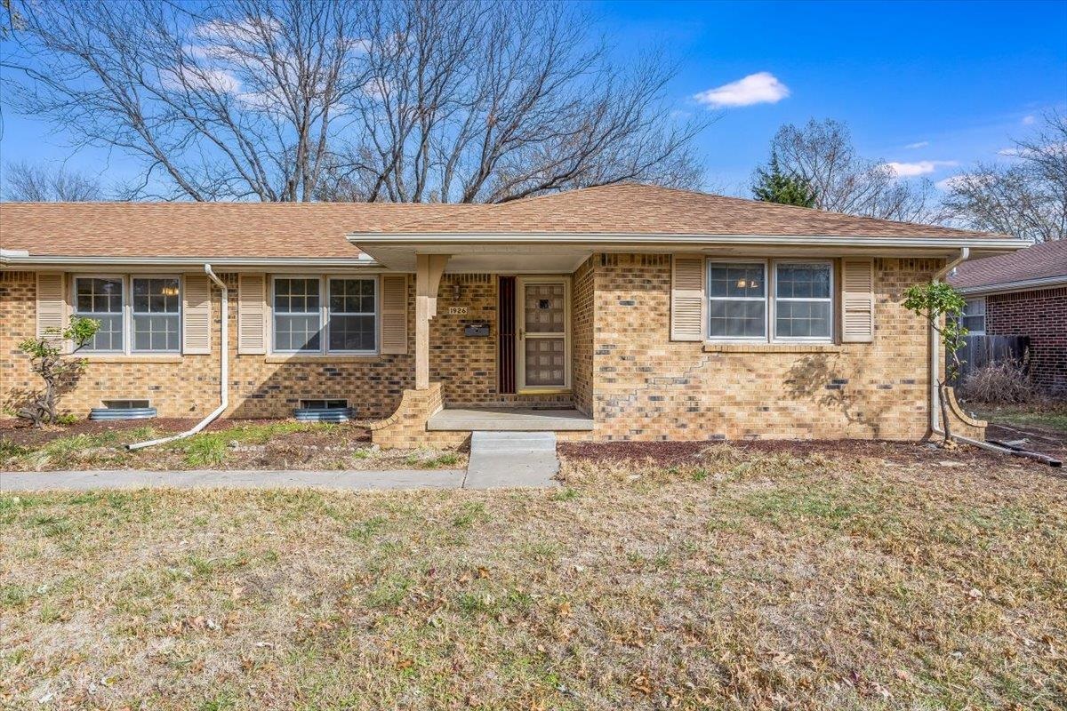 1926 Siefkin Street Wichita, KS 67208 - Photo 31 of 36