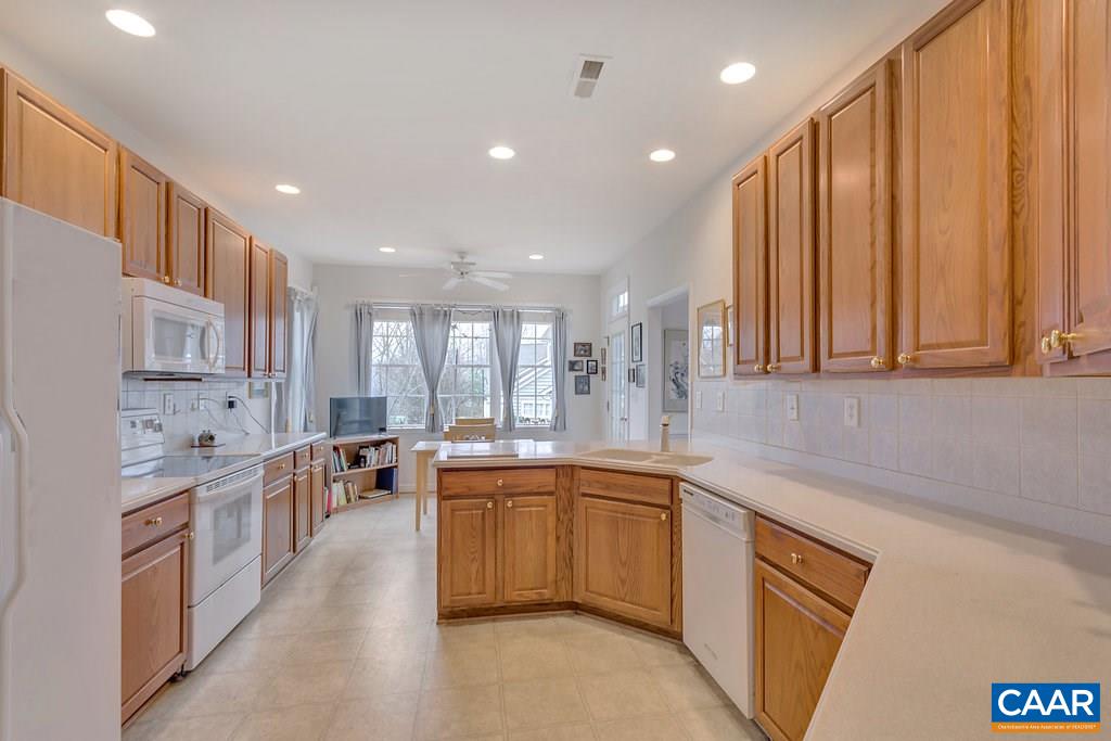 2228 Shepherds Ridge Road Charlottesville, VA 22901 - Photo 8 of 23 Gallery Image 8