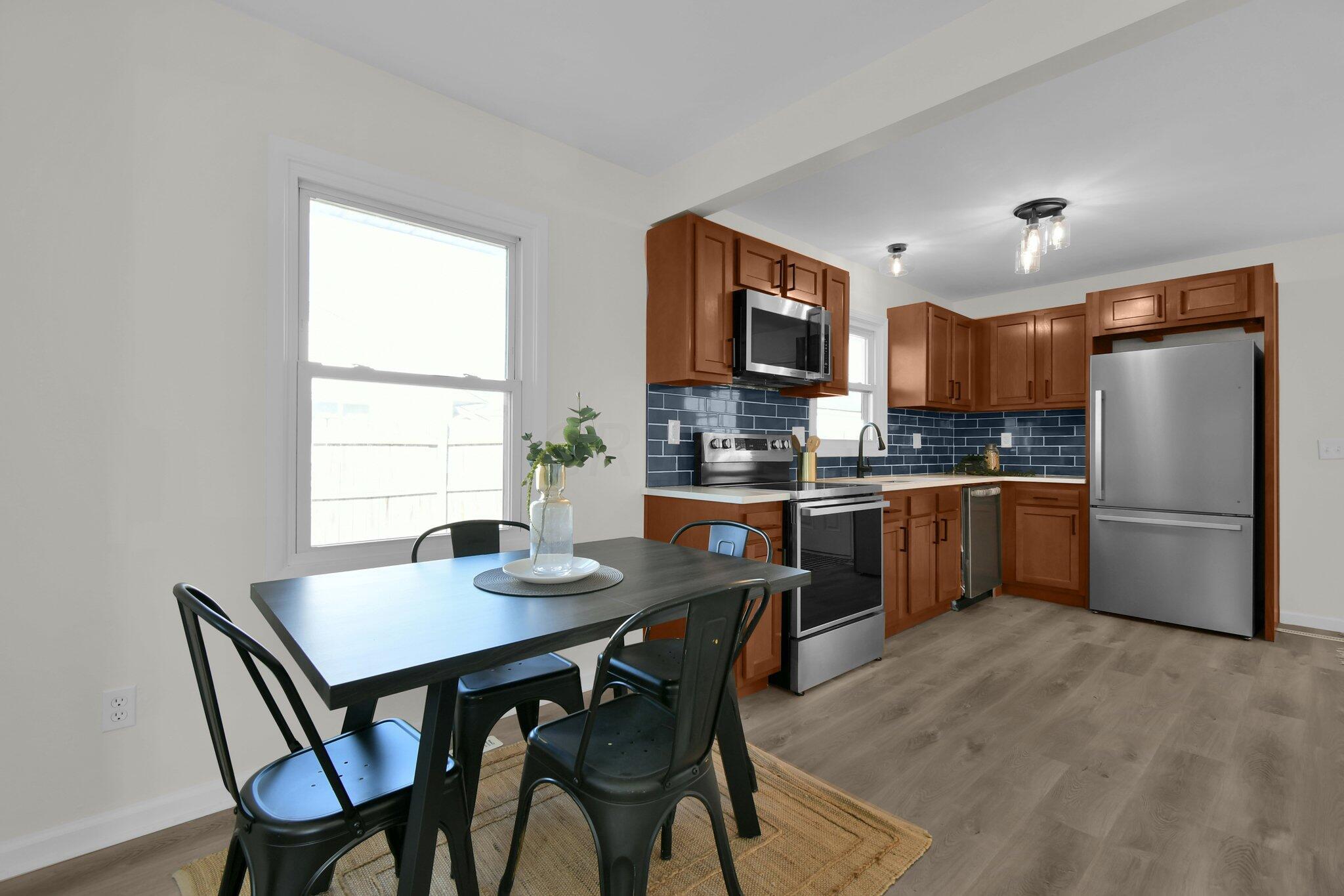 4538 Grimsby Road Columbus, OH 43227 - Photo 8 of 21 9-web-or-mls-4538-grimsby-rd