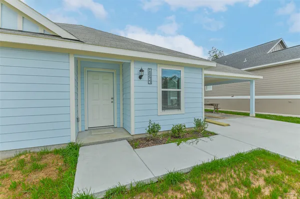 $219,900 | 18433 Novarra Drive, Conroe, TX 77306