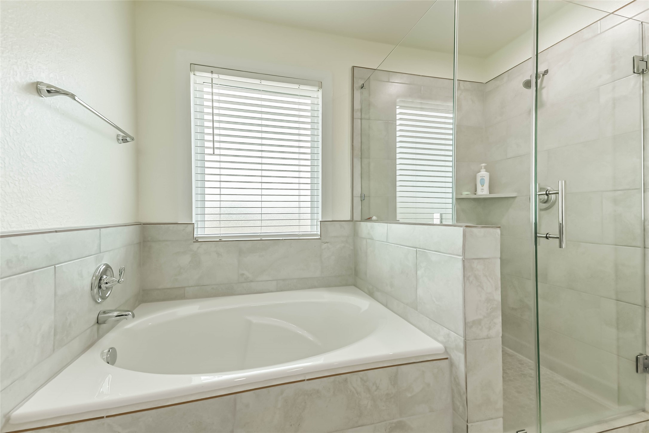 18433 Novarra Drive Conroe, TX 77306 - Photo 21 of 31