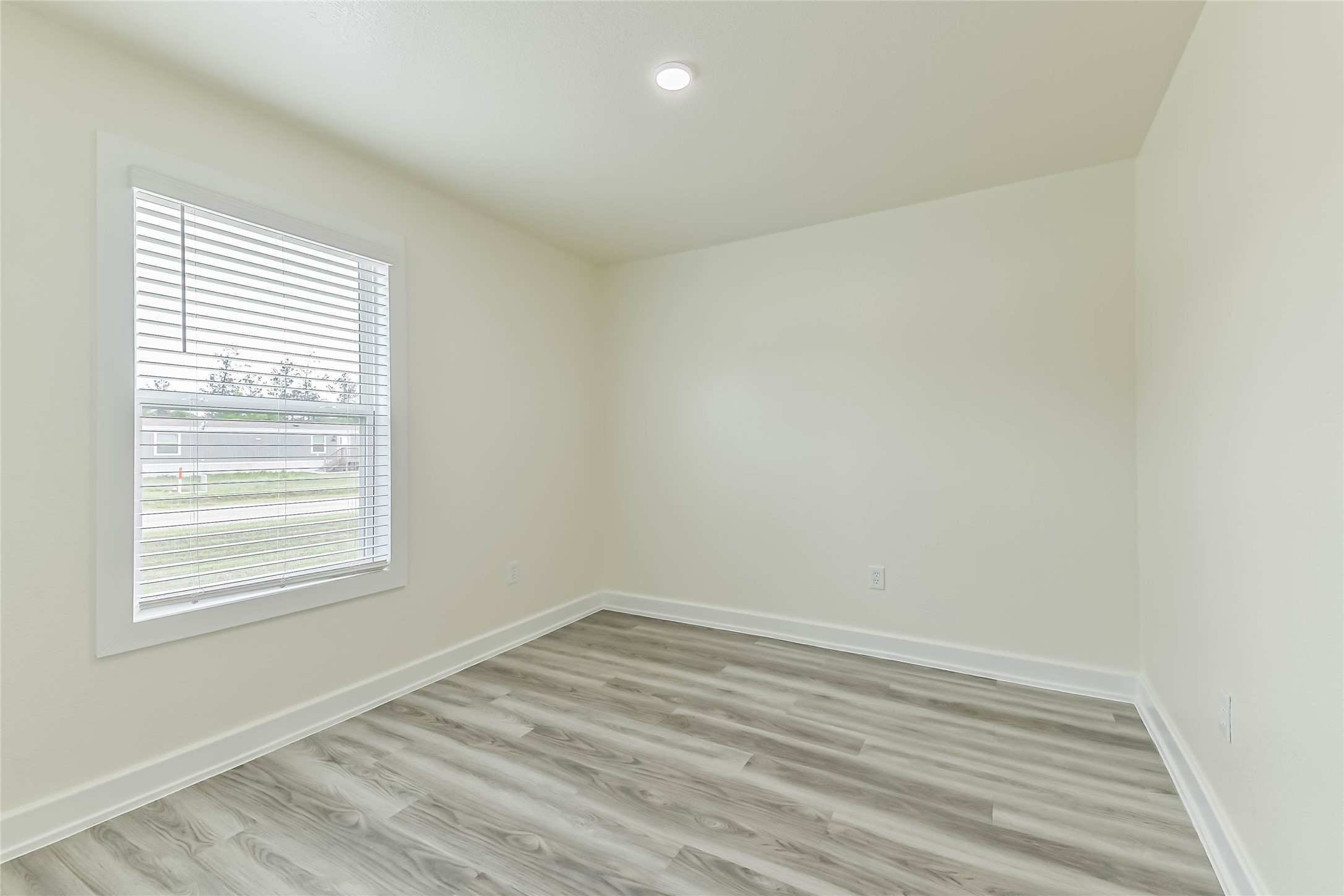 18433 Novarra Drive Conroe, TX 77306 - Photo 25 of 31