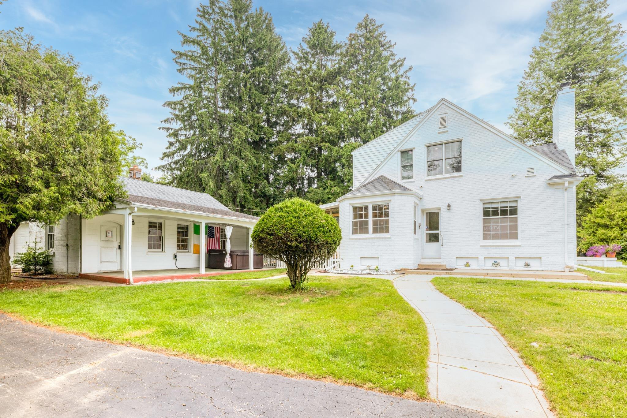 4484 Lakeshore Road Lexington, MI 48450 - Photo 5 of 93