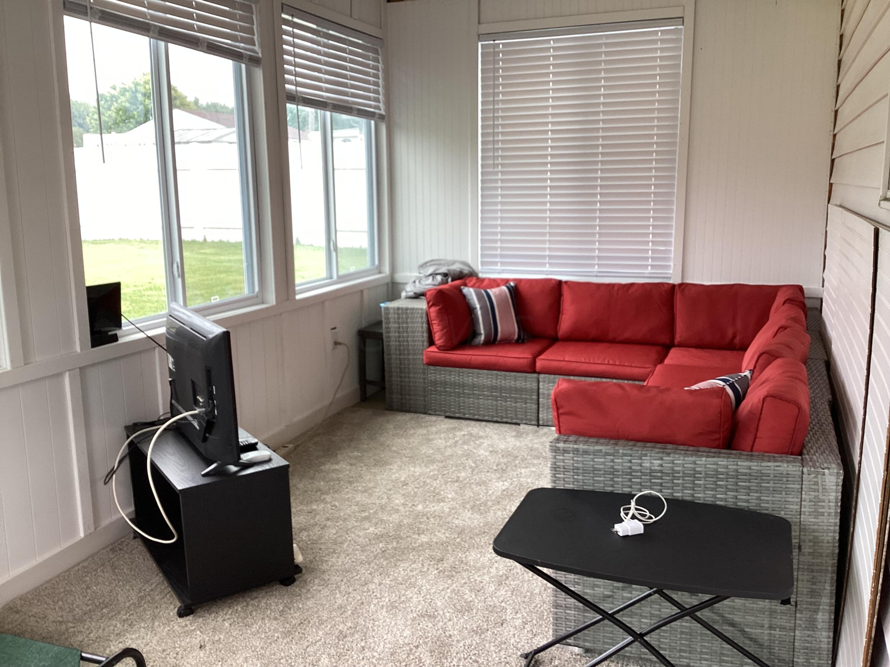 3924 Lexmont Road South Columbus, OH 43228 - Photo 21 of 28 Enjoy the outdoors while inside