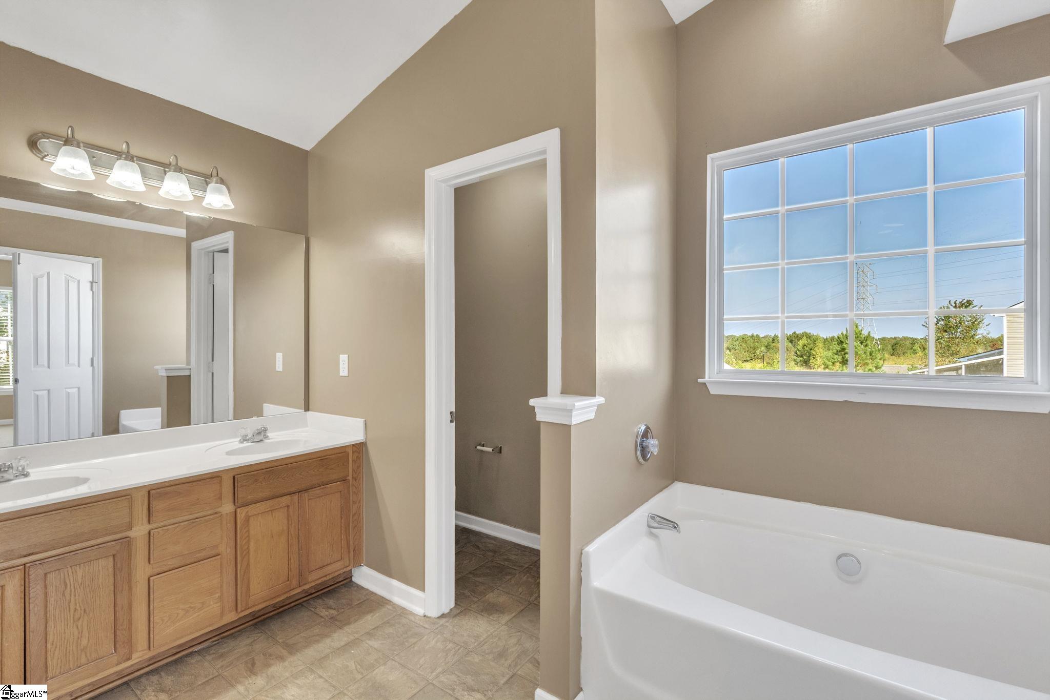43 Shale Court Greenville, SC 29607 - Photo 15 of 25 Gallery Image 15