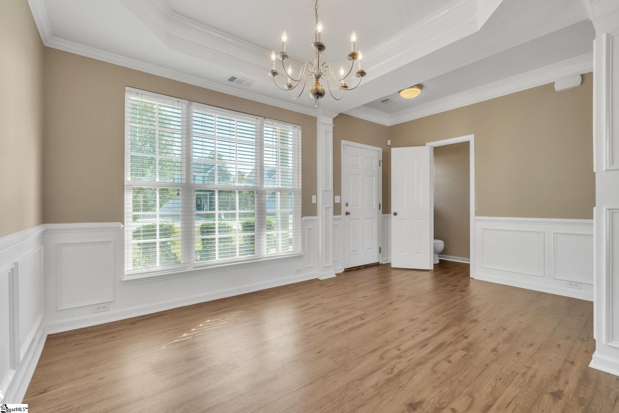 43 Shale Court Greenville, SC 29607 - Photo 4 of 25 Gallery Image 4