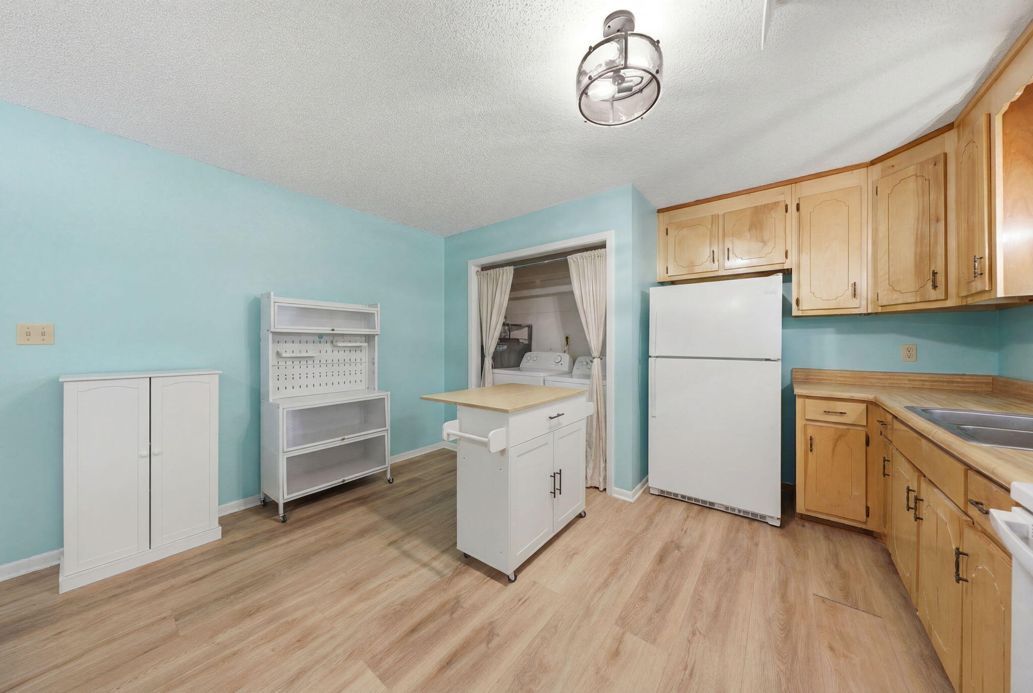 532 Springtime Avenue Holt, FL 32564 - Photo 13 of 33 24-web-or-mls-532-springtime-ave