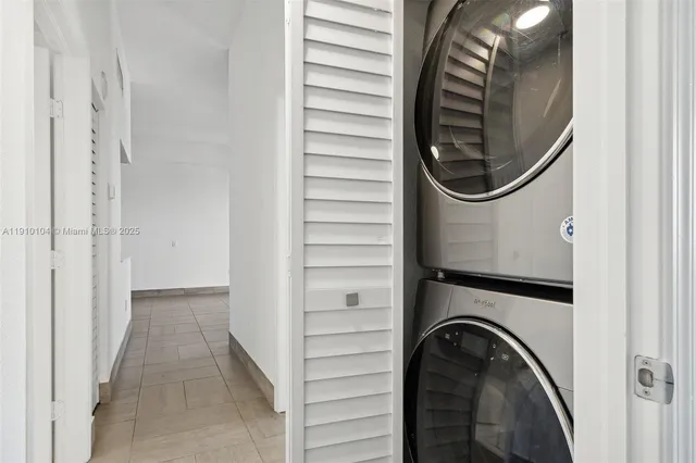 $2,850 | 36 Northwest 6th Avenue, Unit TS4, Miami, FL 33128